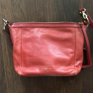 Fossil red zipper crossbody purse with gold-tone hardware
